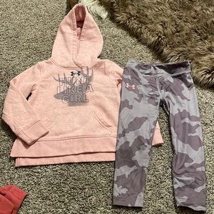Under Armour matching set 3T